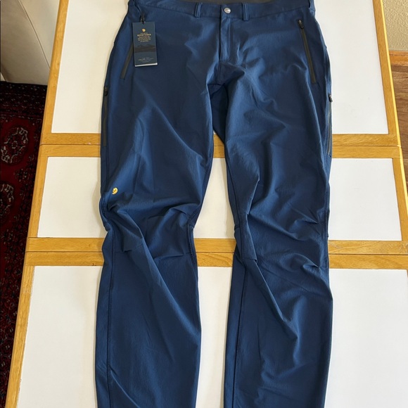 Fjällräven Bergtagen stretch Trousers 570 Mountain Blue Pants Men’s 38/34 - Picture 1 of 12